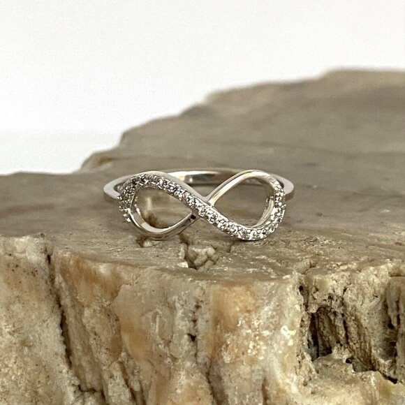 Sterling Silver 925 YGI Round Cubic Zirconia CZ Infinity Symbol Ring Size 7.75 - Picture 2 of 16